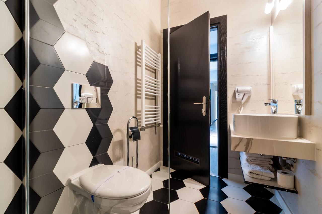Hotel Bulevard Râmnicu Vâlcea Εξωτερικό φωτογραφία
