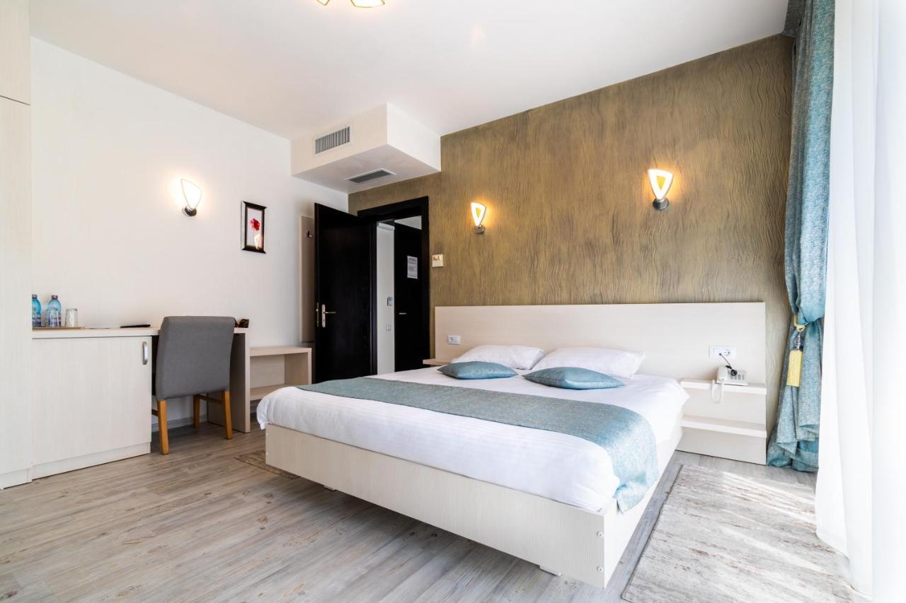 Hotel Bulevard Râmnicu Vâlcea Εξωτερικό φωτογραφία